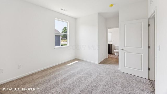 5924 Ebony Oak Drive, Canal Winchester, OH 43110