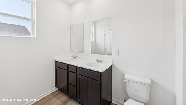 5924 Ebony Oak Drive, Canal Winchester, OH 43110