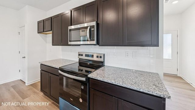 5924 Ebony Oak Drive, Canal Winchester, OH 43110