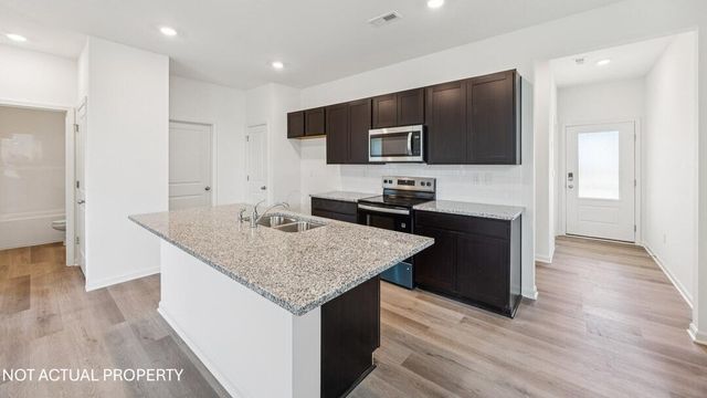 5924 Ebony Oak Drive, Canal Winchester, OH 43110