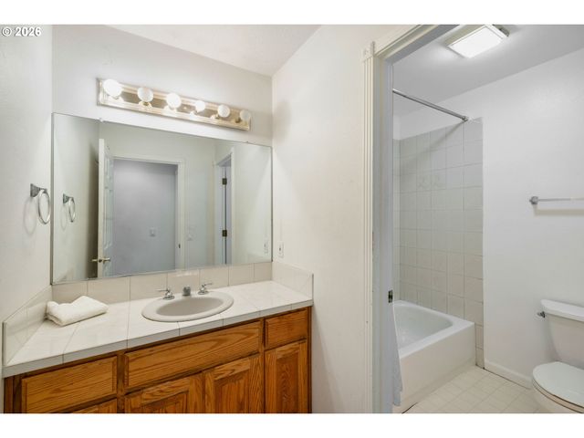 32035 Sw GUISS Way, Wilsonville, OR 97070