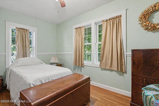 1918 Stuart Avenue, Ocean Springs, MS 39564