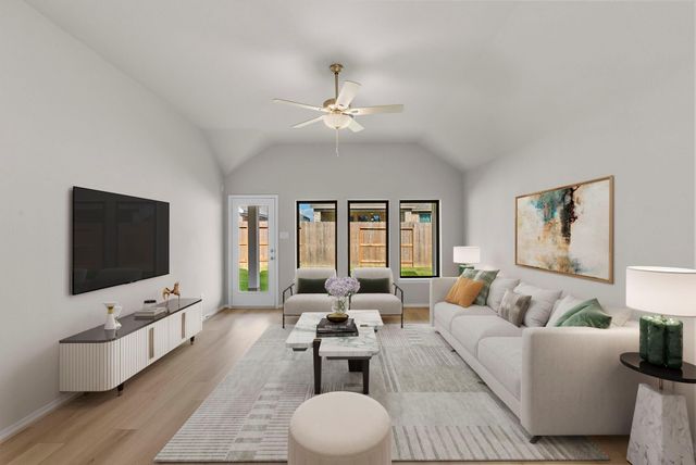 1040 Shoal Creek Trail, Conroe, TX 77304