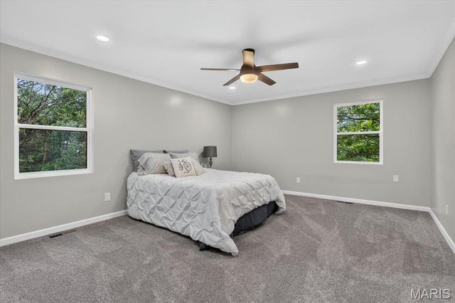 863 Woods Mill Road, Ballwin, MO 63011