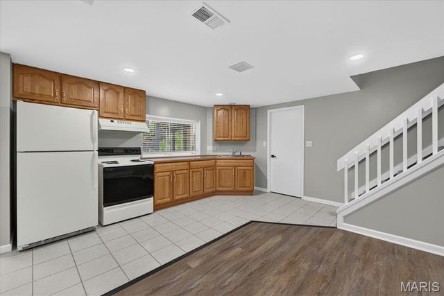 863 Woods Mill Road, Ballwin, MO 63011