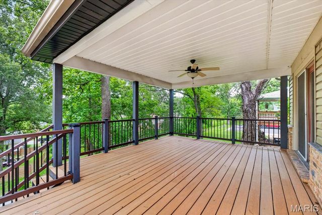 863 Woods Mill Road, Ballwin, MO 63011