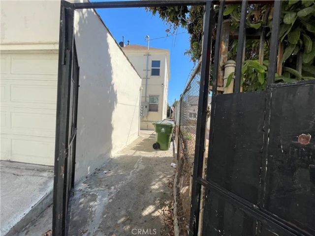 421 N Mott, Los Angeles, CA 90033