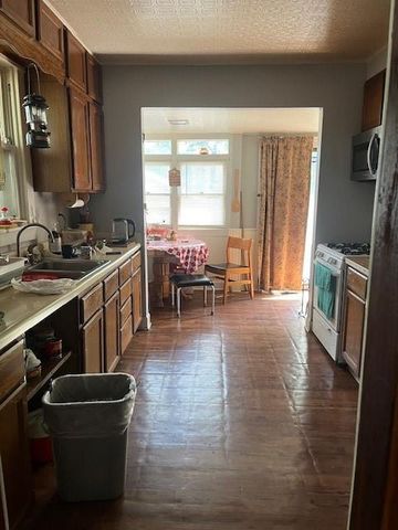 215 N 21 Street, Kansas City, KS 66102