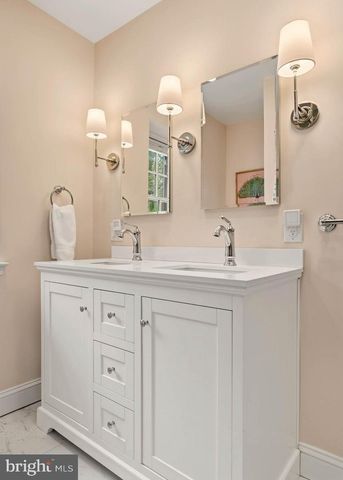 505 OLD GULPH RD, Bryn Mawr, PA 19010