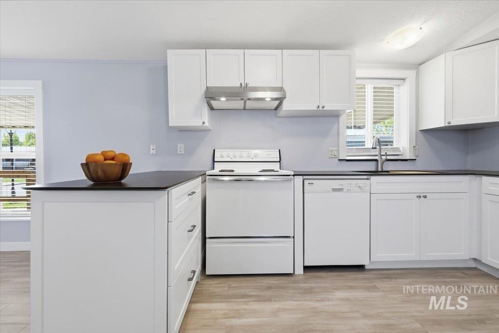 5653 N Fairfax, Garden City, ID 83714 photo 7