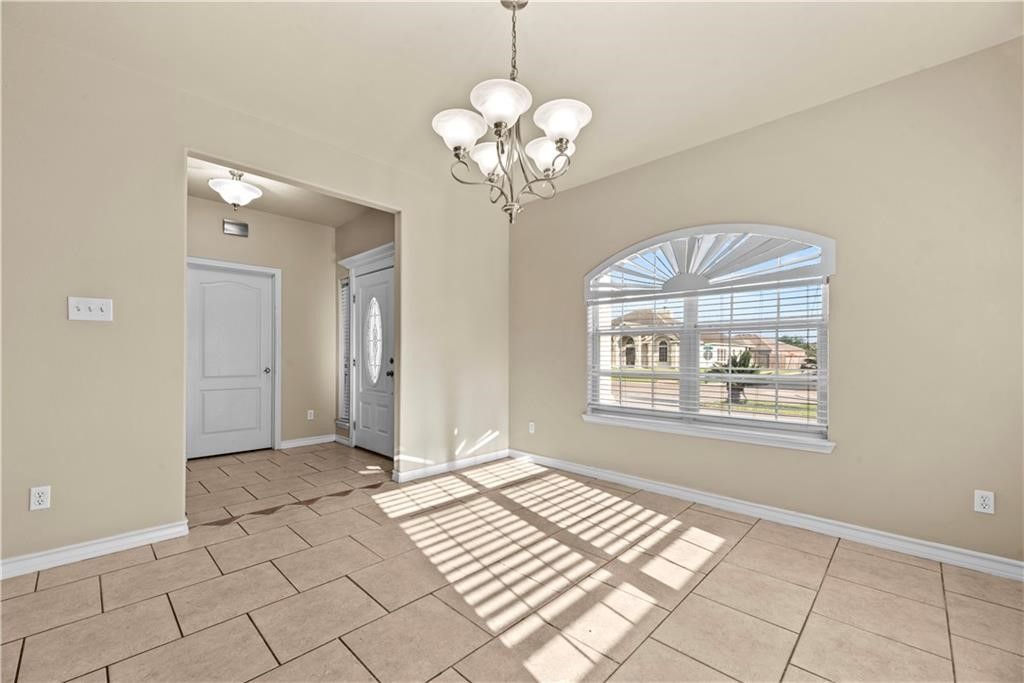 6438 Hardwick St, Corpus Christi, TX 78412 — photo 4