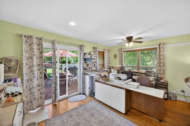 2403 N Pointe Cove Cir, Cookeville, TN 38506