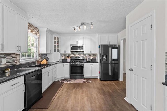 51 Bedford Court, Douglasville, GA 30134