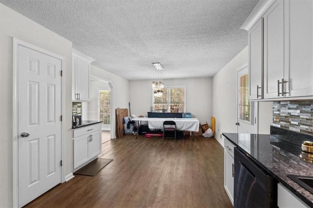 51 Bedford Court, Douglasville, GA 30134