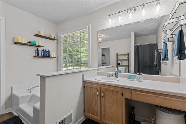 51 Bedford Court, Douglasville, GA 30134