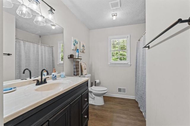 51 Bedford Court, Douglasville, GA 30134