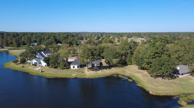 467 Pinnacle, Trinity, TX 75862