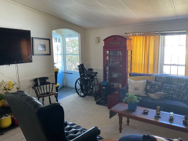 61 Pinehurst Drive, Plymouth, MA 02360
