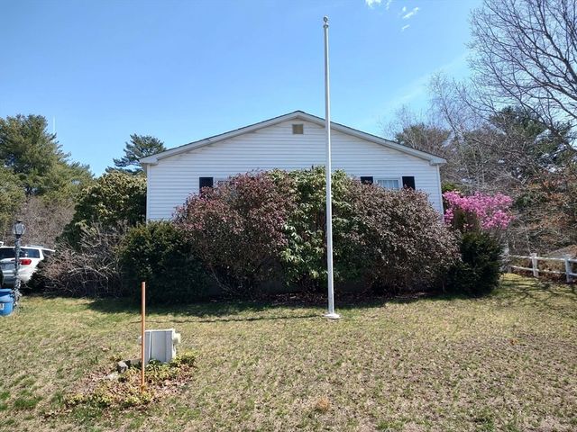 61 Pinehurst Drive, Plymouth, MA 02360