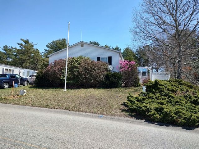 61 Pinehurst Drive, Plymouth, MA 02360