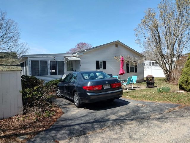 61 Pinehurst Drive, Plymouth, MA 02360