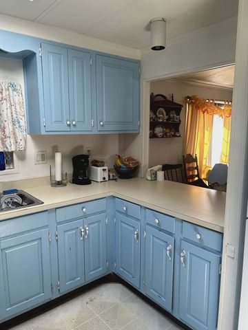 61 Pinehurst Drive, Plymouth, MA 02360