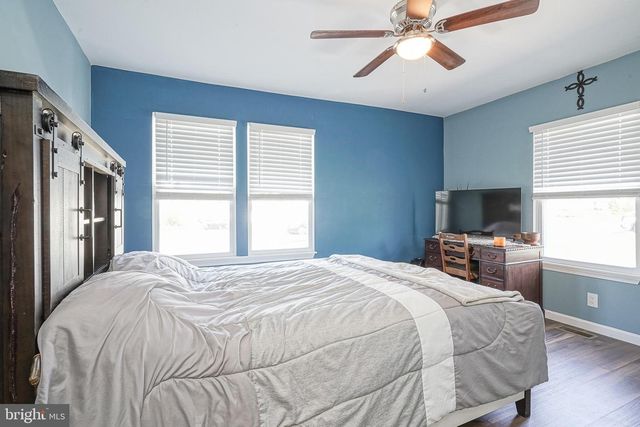105 OXFORD ST, Vineland, NJ 08360