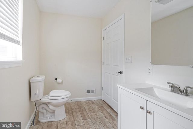 105 OXFORD ST, Vineland, NJ 08360