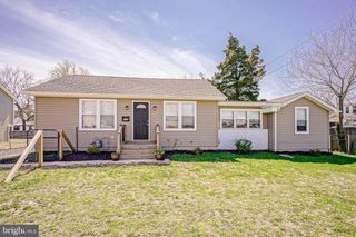105 OXFORD ST, Vineland, NJ 08360