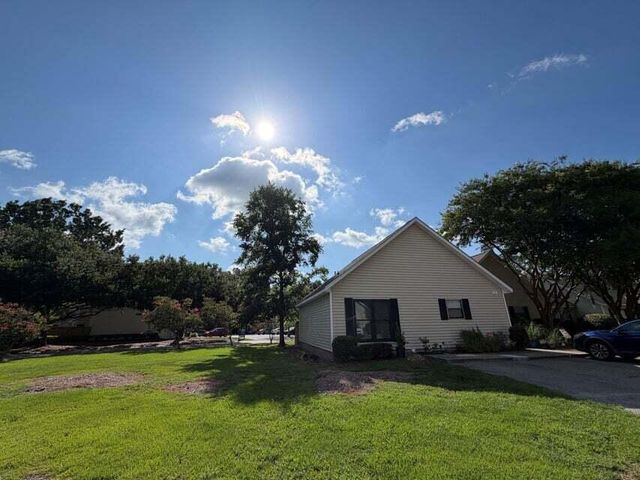 923 E Estates Boulevard Apt A, Charleston, SC 29414