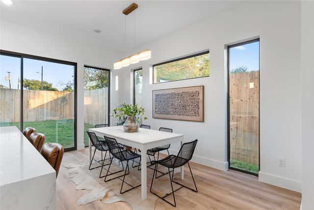 6720 Mabel Avenue, Dallas, TX 75209