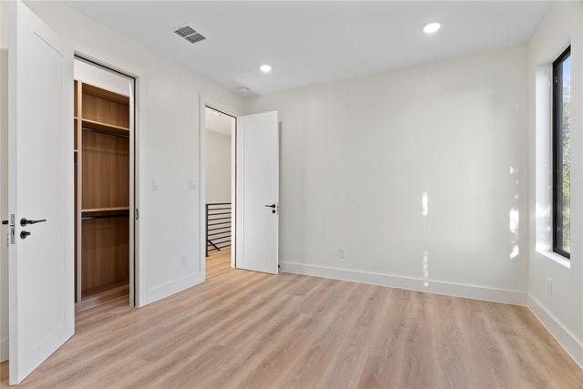 6720 Mabel Avenue, Dallas, TX 75209