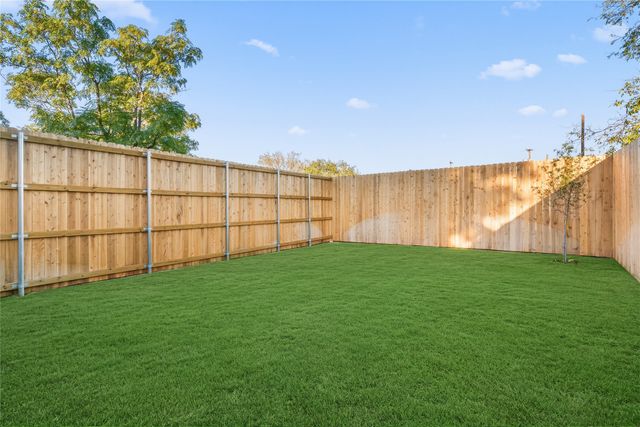 6720 Mabel Avenue, Dallas, TX 75209