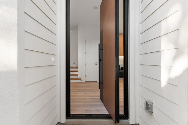 6720 Mabel Avenue, Dallas, TX 75209