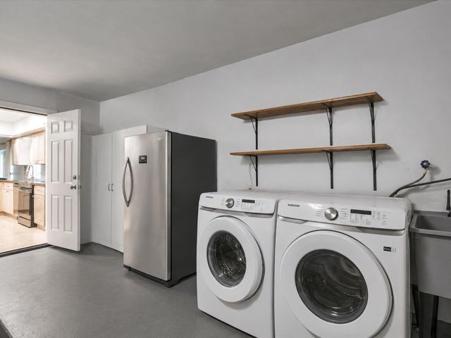 7381 SW 9th Street, Plantation, FL 33317