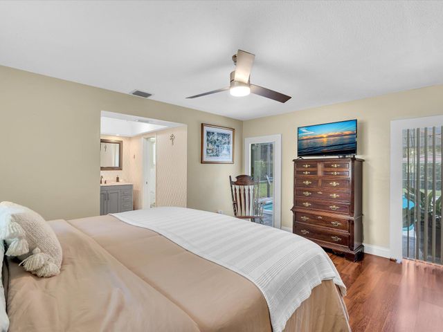 7381 SW 9th Street, Plantation, FL 33317
