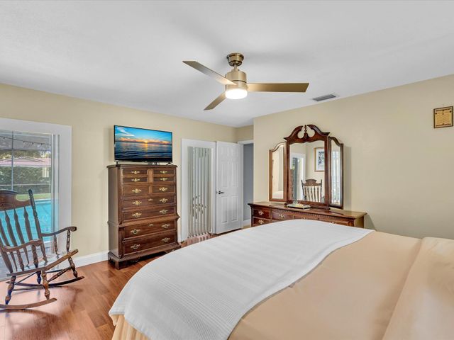 7381 SW 9th Street, Plantation, FL 33317