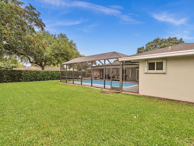 7381 SW 9th Street, Plantation, FL 33317