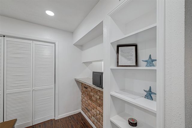 5863 Inwood Drive 3, Houston, TX 77057