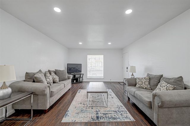 5863 Inwood Drive 3, Houston, TX 77057