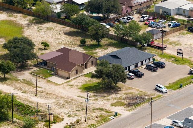 906 W Veterans Boulevard, Palmview, TX 78572