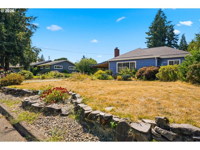 945 N JUNIPER St, Canby, OR 97013