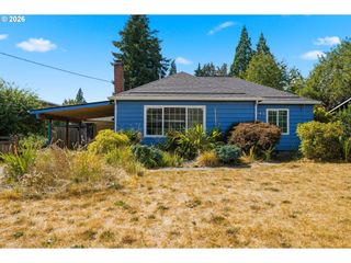 945 N JUNIPER St, Canby, OR 97013