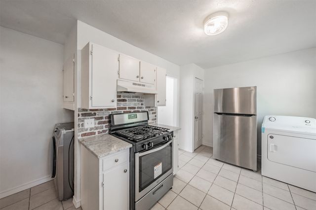 2703 Gus Thomasson Road, Dallas, TX 75228