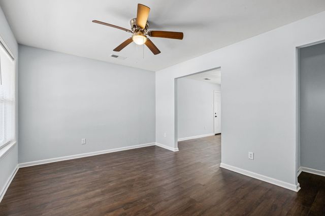 3286 AMSELLE CIR, Memphis, TN 38127