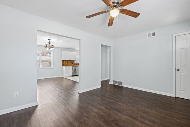 3286 AMSELLE CIR, Memphis, TN 38127