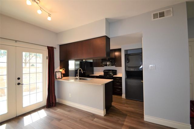 2626 North Boulevard 22, Houston, TX 77098