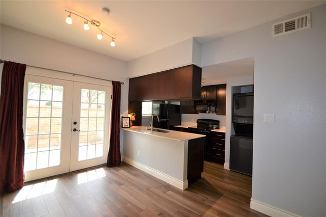 2626 North Boulevard 22, Houston, TX 77098