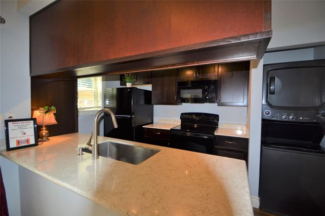 2626 North Boulevard 22, Houston, TX 77098