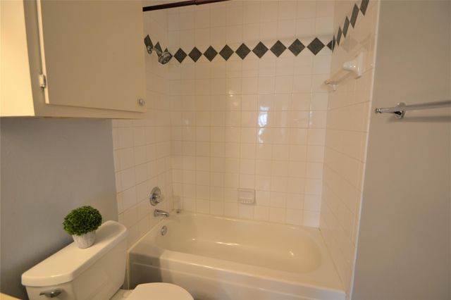 2626 North Boulevard 22, Houston, TX 77098